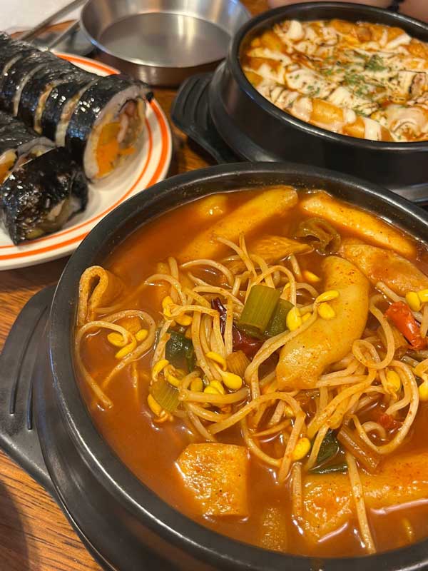 연남동-떡볶이-맛집-그동네떡볶이-홍대-떡볶이집-리뷰-8-1.jpg